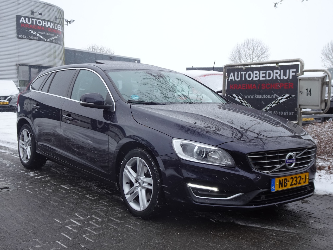 Volvo V60 - 2.0 D3 Nordic 2.0 D3 Nordic+ - AutoWereld.nl