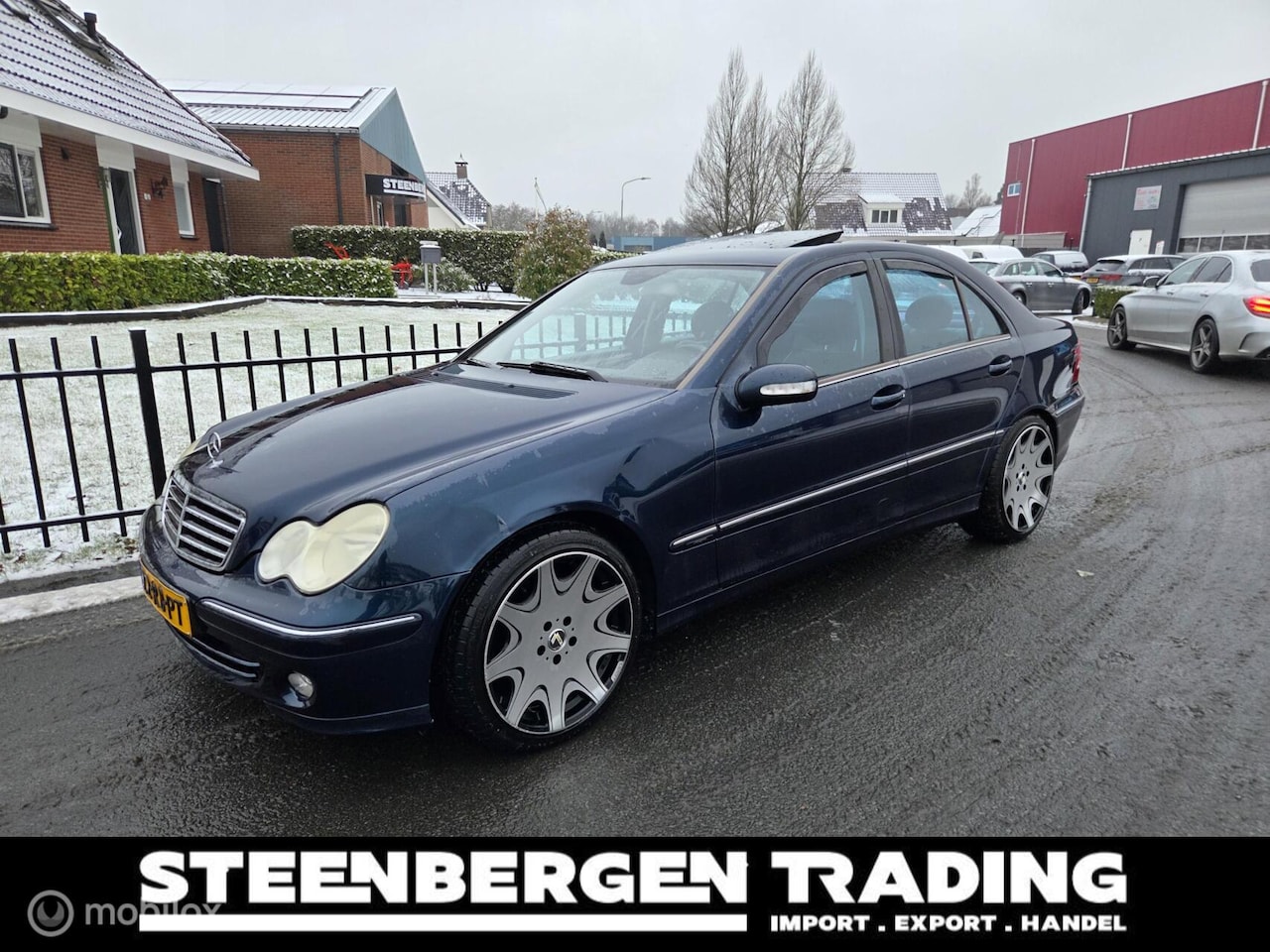 Mercedes-Benz C-klasse - 180 K. Avantgarde 2005 LICHTE SCHADE - AutoWereld.nl