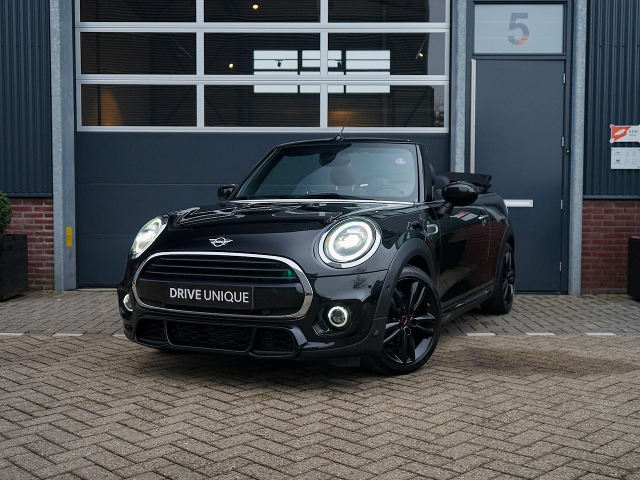 MINI Cabrio - 1.5 Cooper Chili 1.5 Cooper Chili - AutoWereld.nl