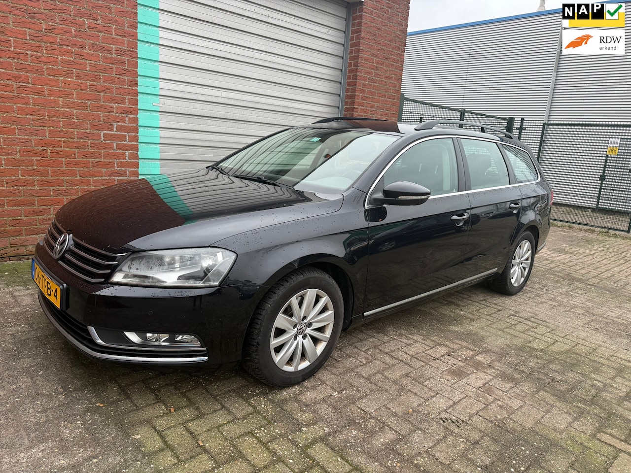 Volkswagen Passat Variant - 1.6 TDI Comfortline BlueMotion NAV.+Clima Bj:2012 NAP! - AutoWereld.nl