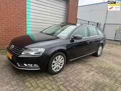 Volkswagen Passat Variant - 1.6 TDI Comfortline BlueMotion NAV.+Clima Bj:2012 NAP