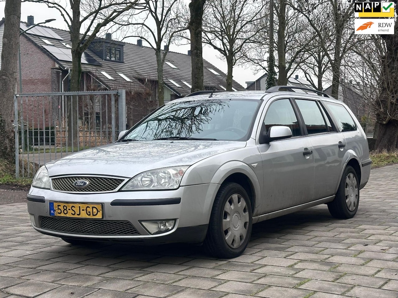 Ford Mondeo Wagon - 1.8-16V Champion Cruise*Airco*NAP* - AutoWereld.nl
