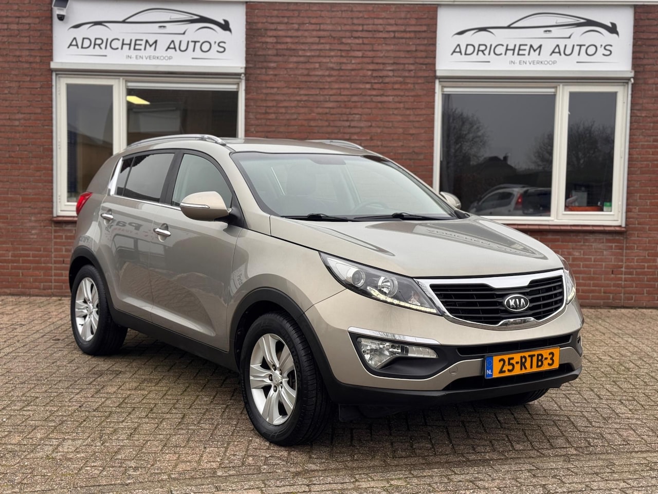 Kia Sportage - 1.6 GDI X-ecutive Plus Pack 1.6 GDI X-ecutive Plus Pack - AutoWereld.nl