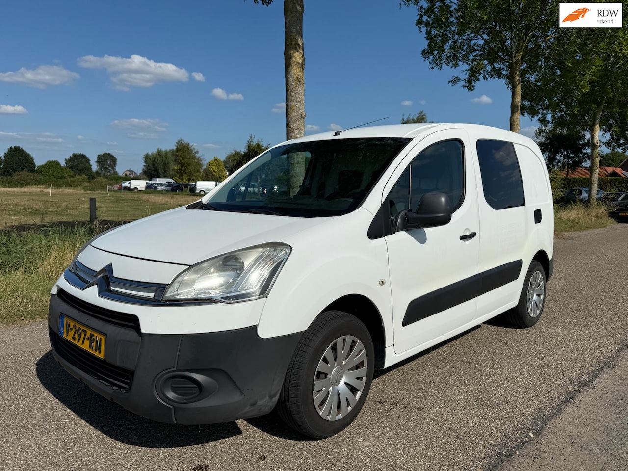 Citroën Berlingo - 1.6 VTi 500 Comfort Benzine! BPM/BTW vrij !! - AutoWereld.nl