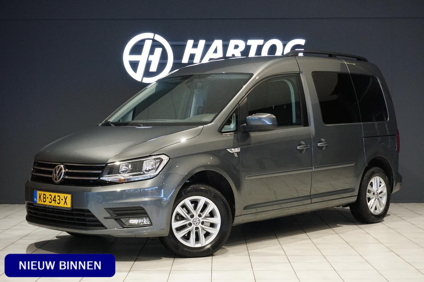 Volkswagen Caddy - 2.0 TDI Comfortline + NAVIGATIE / TREKHAAK / CRUISE CONTROL / CLIMATE - AutoWereld.nl