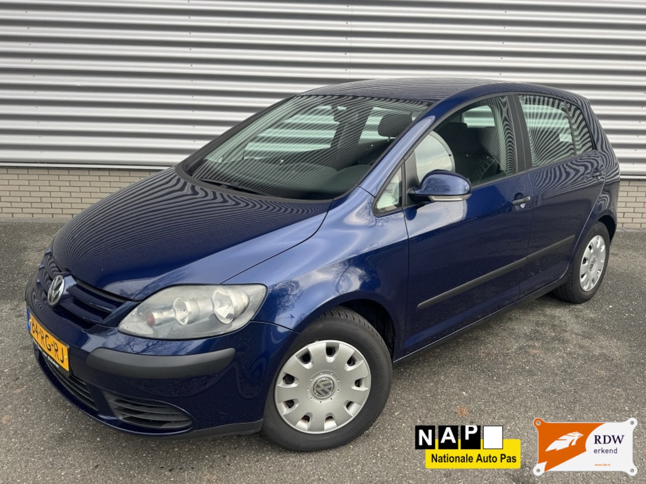Volkswagen Golf Plus - 1.6 FSI Comf. Nwe APK 1e Eigenaar - AutoWereld.nl
