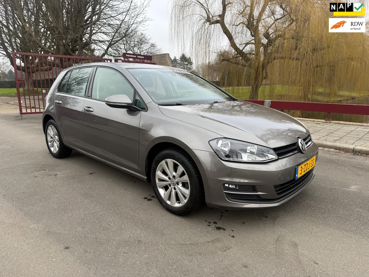 Volkswagen Golf - 1.2 TSI Comfortline|NAVI|CRUISE|AIRCO|V+A PDC|ONDERHOUDEN - AutoWereld.nl