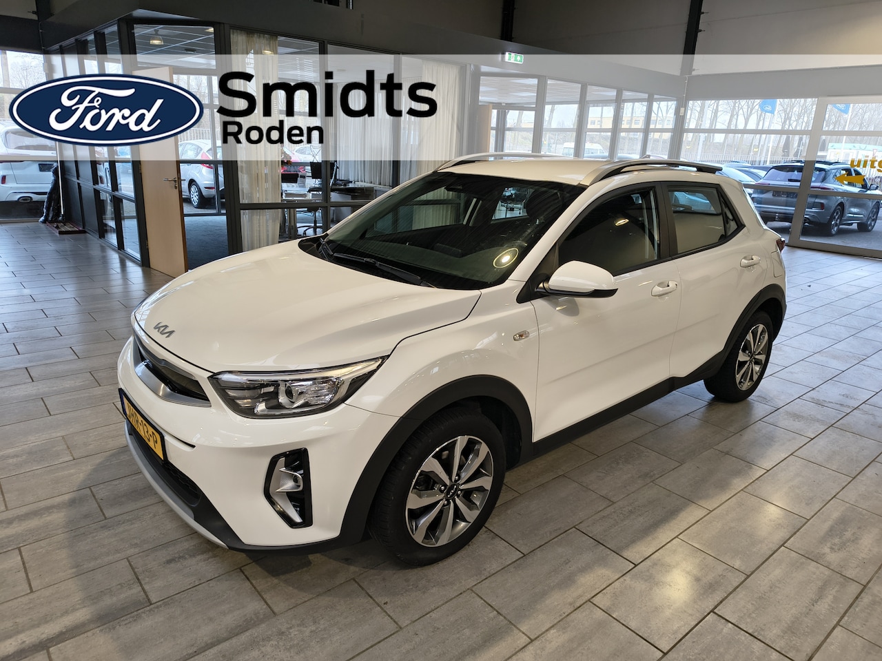 Kia Stonic - 1.0 T-GDi MHEV 100 pk ComfortLine | Navi | Clima | Cruise | Camera | Apple Carplay | 16" | - AutoWereld.nl