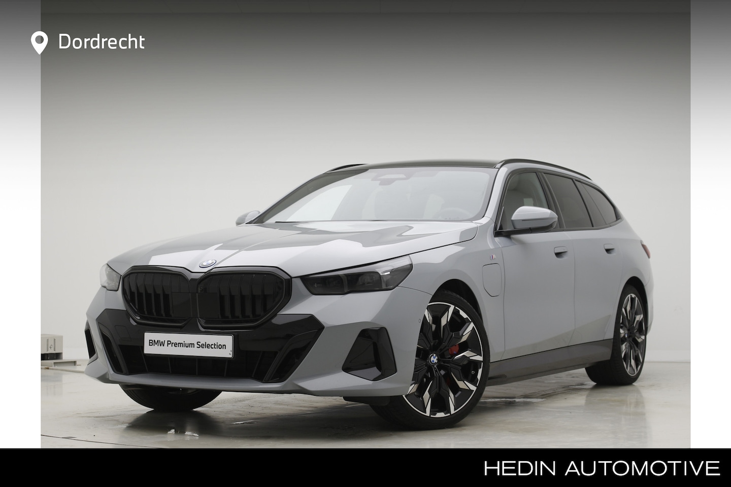 BMW 5-serie Touring - 550e xDrive M-Sport Pro | 21" | Adaptief Onderstel Professional | Bowers & Wilkins | Autob - AutoWereld.nl