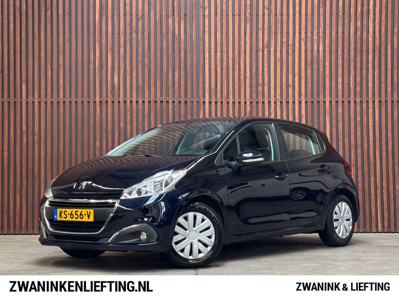 Peugeot 208 - 1.2 PureTech Blue Lion 52 Dkm-Navi-Pdc-Airco-Bt/Tel-Trekhaak - AutoWereld.nl