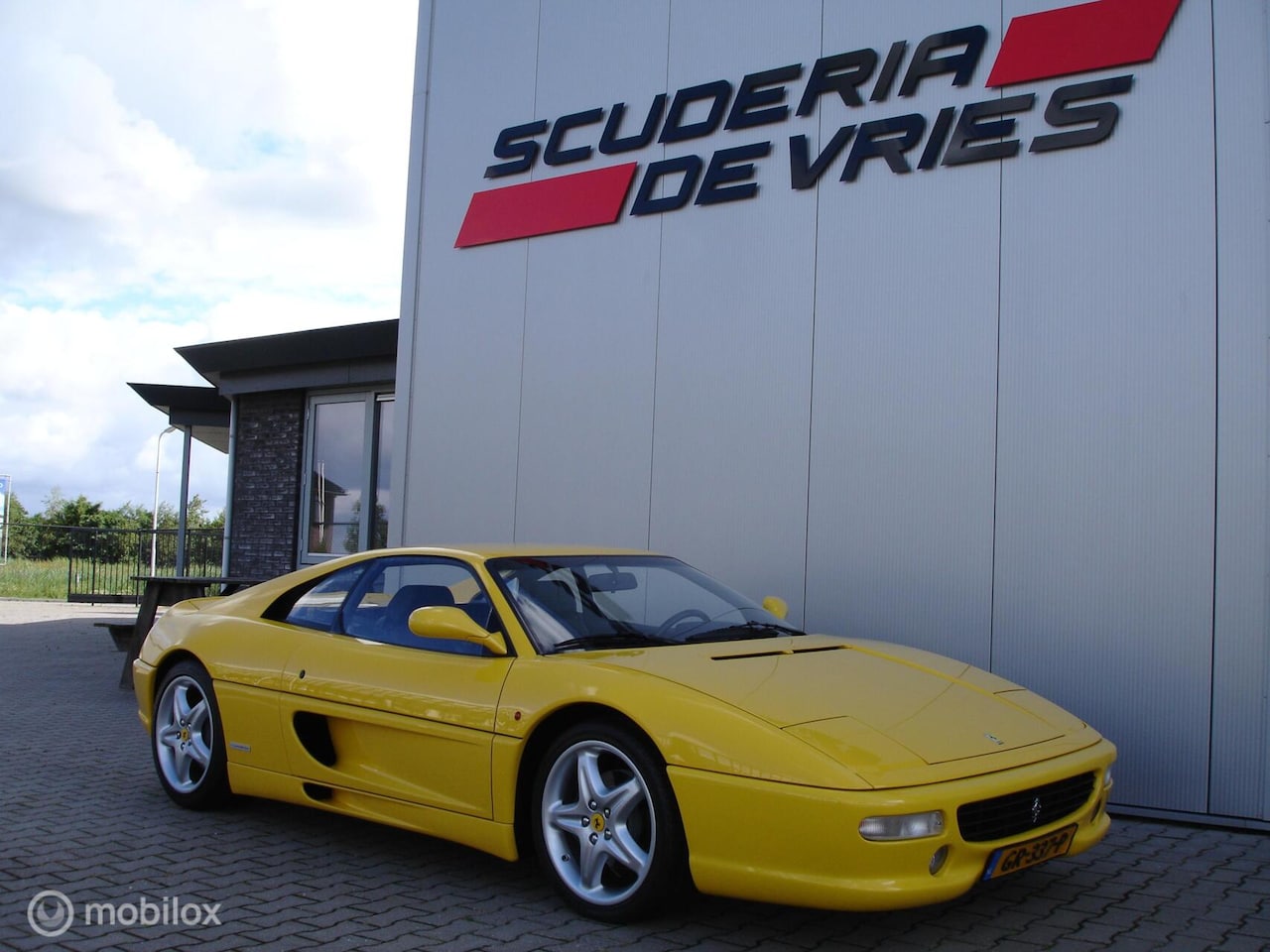 Ferrari F 355 - F 355 Berlinetta F 355 Berlinetta - AutoWereld.nl