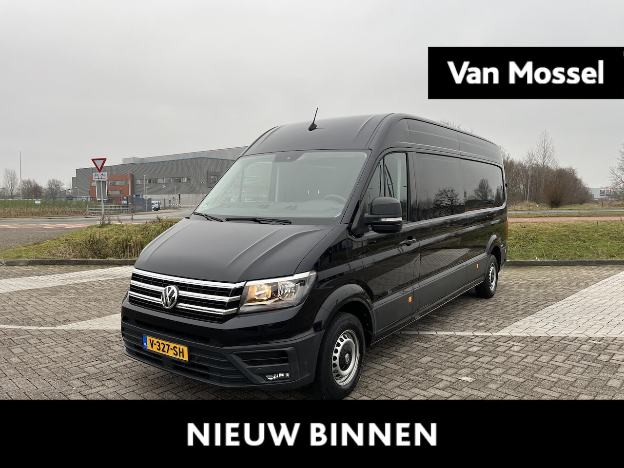 Volkswagen Crafter - 35 2.0 TDI L5H3 DC Highline | Camera | Navigatie | Airco | Trekhaak | Comfort Stoelen | - AutoWereld.nl