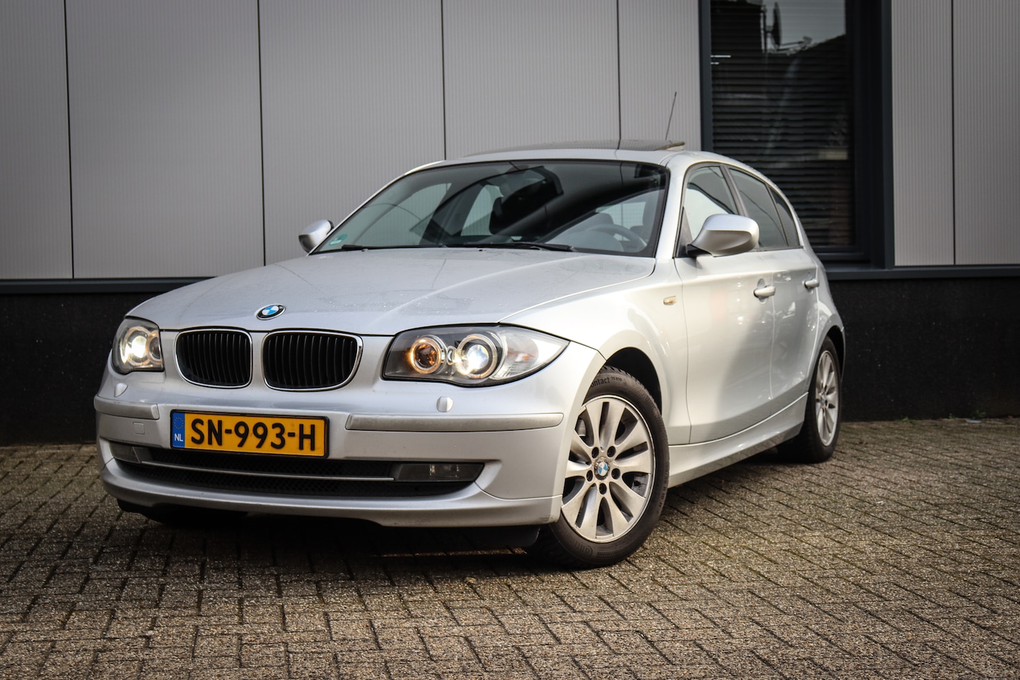 BMW 1-serie - 118d High Executive - AutoWereld.nl
