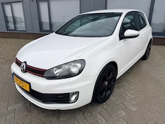 Volkswagen Golf - 2.0 GTI // Org nl. Auto // Navi // Clima // stoelverwarming //
