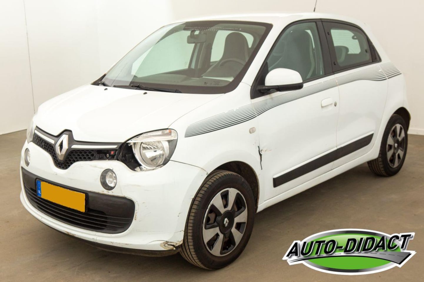 Renault Twingo - 1.0 SCe Airco Collection - AutoWereld.nl