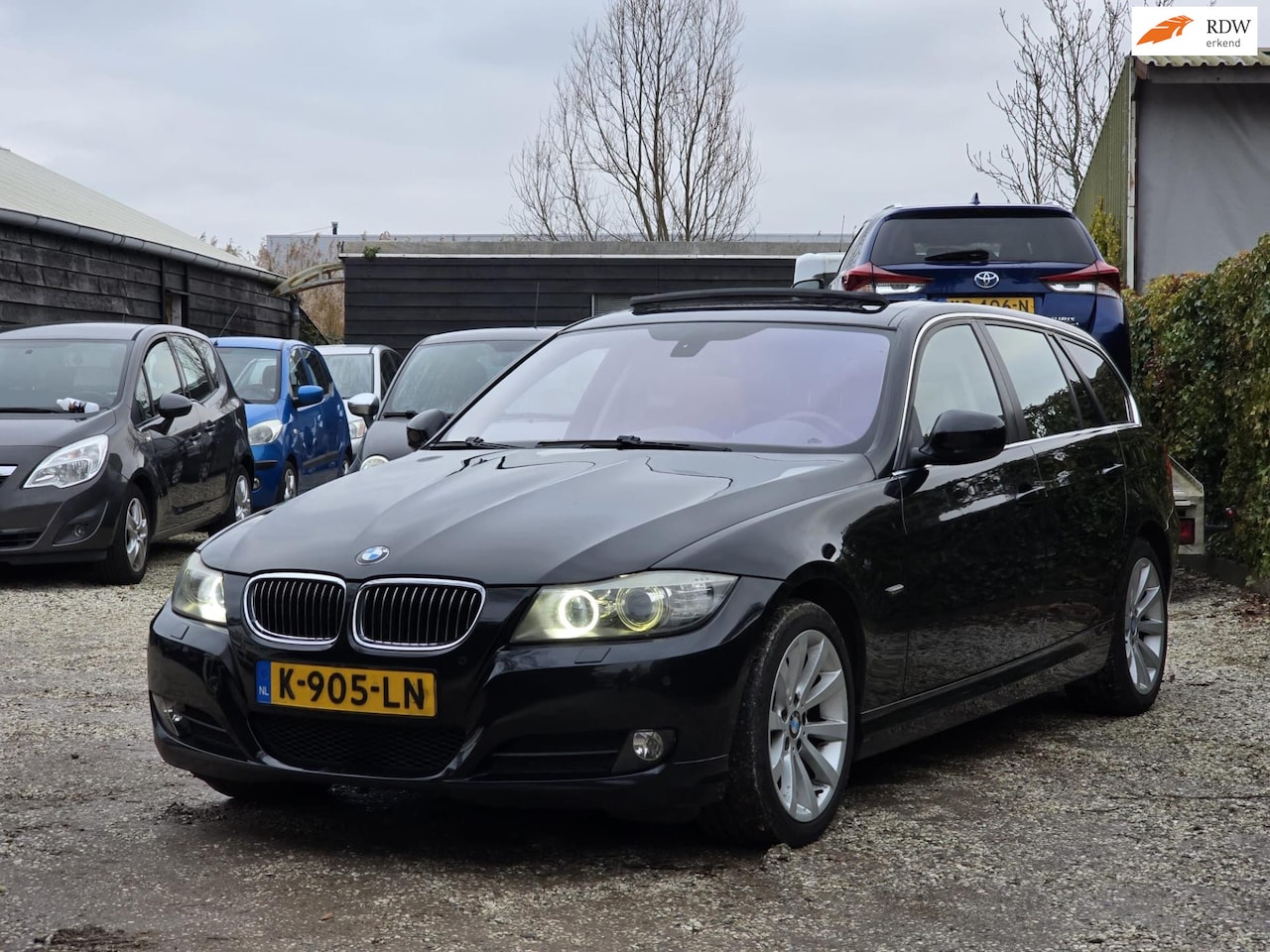 BMW 3-serie Touring - 325xi High Executive 4x4/Pano/LED/Automaat - AutoWereld.nl