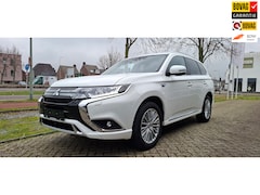 Mitsubishi Outlander - 2.4 Intense Special Edition, volledig onderhouden