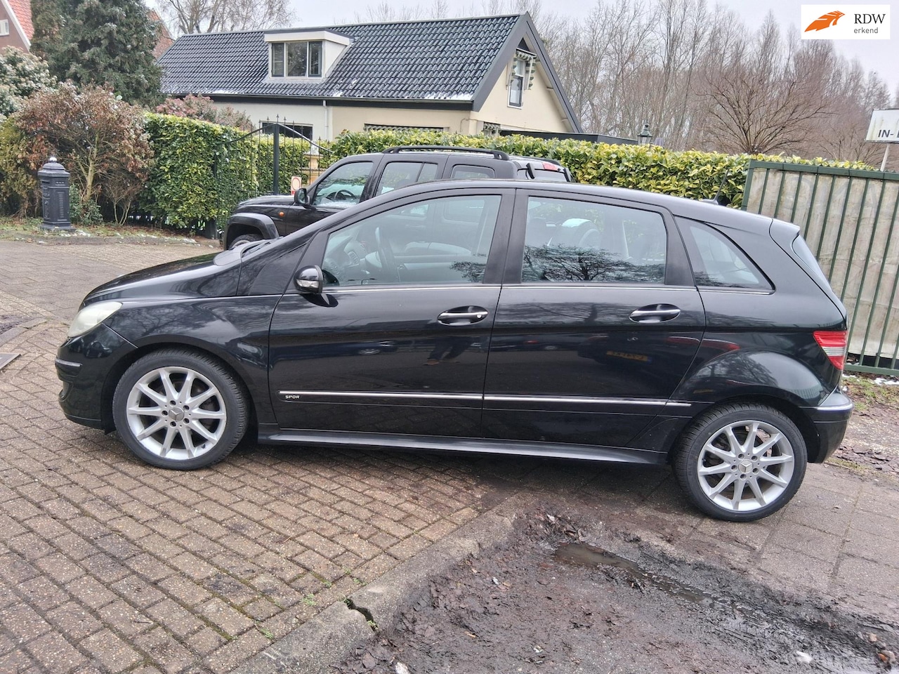 Mercedes-Benz B-klasse - 170 automaat lederen bekleding trekhaak airco - AutoWereld.nl