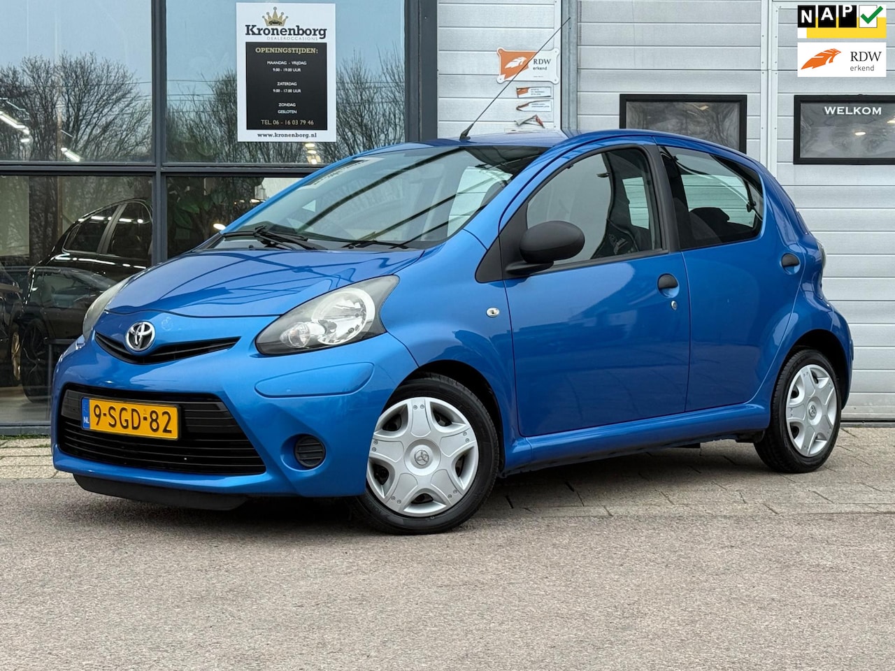 Toyota Aygo - 1.0 VVT-i Now 1.0 VVT-i Now, NAP, AIRCO, APK - AutoWereld.nl