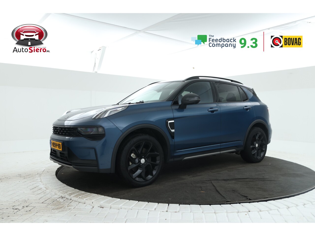 Lynk & Co 01 - 1.5 Zwarte hemel, Panorama dak, Black pakket! - AutoWereld.nl