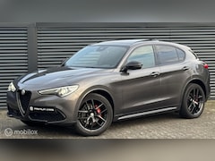 Alfa Romeo Stelvio - 2.0 T AWD Veloce Pano H&K Acc Android