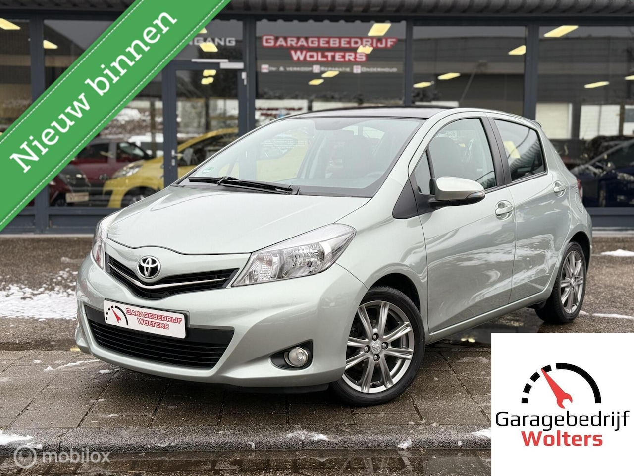 Toyota Yaris - 1.3 VVT-i Dynamic NIEUWSTAAT NAVI CAMERA PANO - AutoWereld.nl