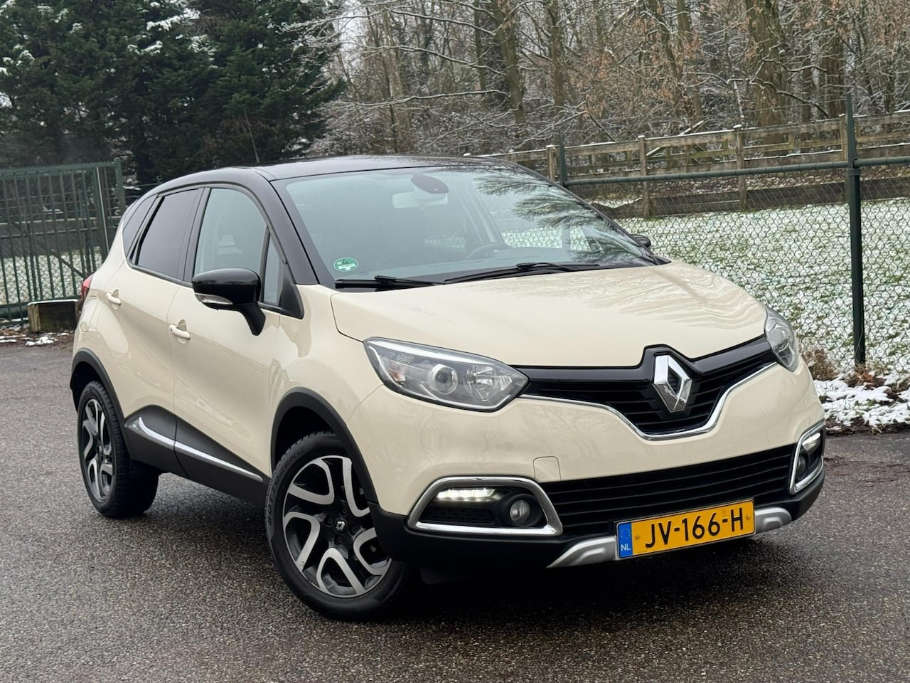 Renault Captur - 0.9 TCe Xmod /Navi/Trekhaak/Cruise/ - AutoWereld.nl