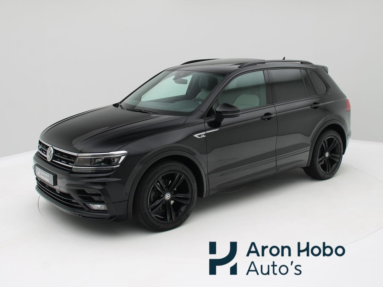 Volkswagen Tiguan - 1.5 TSI ACT R-Line Pano, Memory, Virtual Cockpit, Camera - AutoWereld.nl