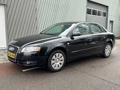 Audi A4 Limousine - 2.0 TDI 140pk Pro Line