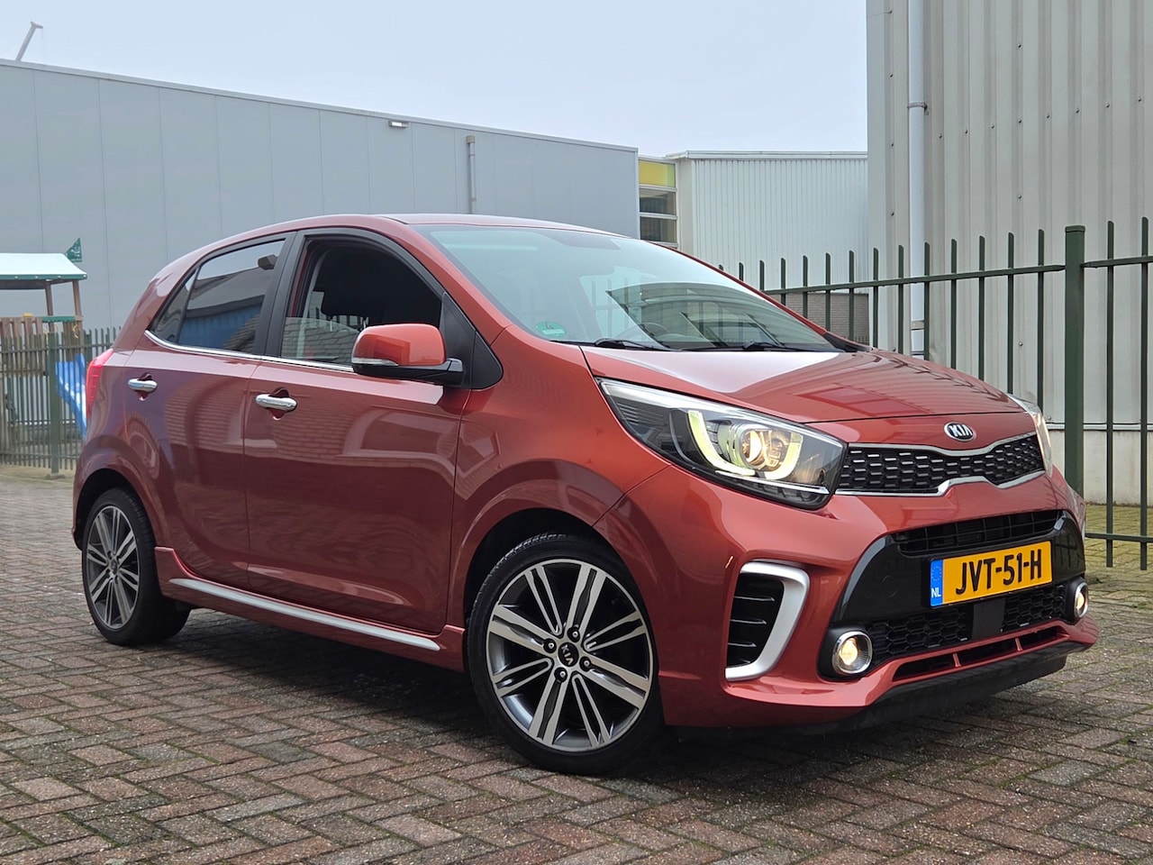 Kia Picanto - 1.2 GT-Line Airco-Navi-Camera-Carplay-Vol Leer - AutoWereld.nl
