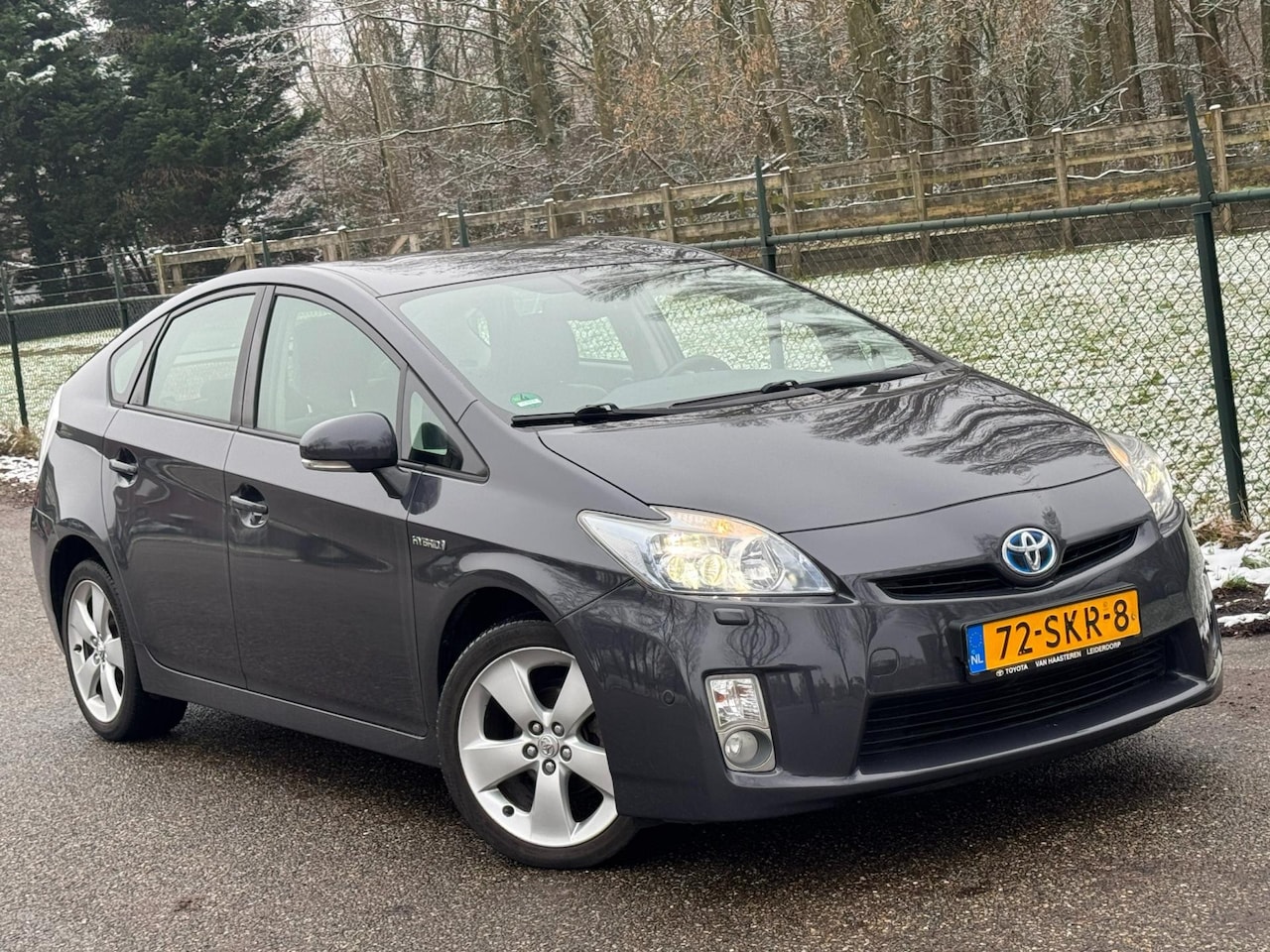 Toyota Prius - 1.8 Dynamic Business /Xenon/Navi/Camera/ - AutoWereld.nl