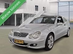 Mercedes-Benz C-klasse Sportcoupé - 180 K. AUTOM CRUIS PSENSOR AIRC