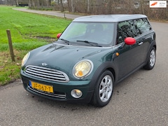 MINI Clubman - 1.6 Cooper zeer nette auto | airco | cruise | nieuwe apk keuring