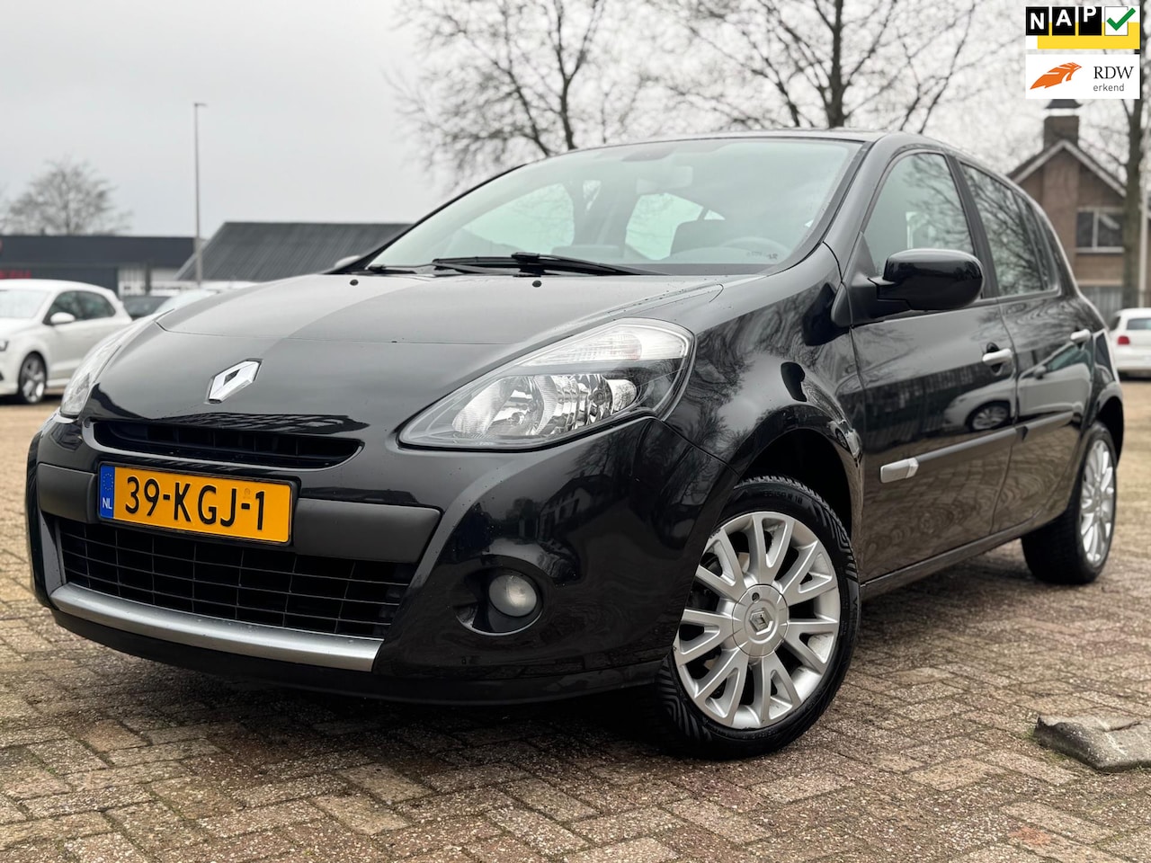Renault Clio - 1.2 Dynamique AIRCO NAVIGATIE CRUISE CTRL ALLSEASONS - AutoWereld.nl