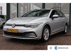 Volkswagen Golf Variant - 1.0 eTSI Life 110PK | Cruise control adaptief | Keyless start | Parkeersensor achter