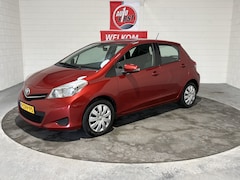 Toyota Yaris - 1.3 VVT-i Aspiration, Airco, Achteruitrijcamera, Cruise control, Boekjes, Prijs incl. nieu