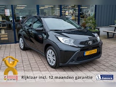 Toyota Aygo X - 1.0 VVT-i MT Play|Prijs rijklaar incl. 12 mnd garantie|Camera Carplay/Android auto DAB Blu