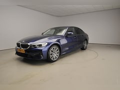 BMW 3-serie - 320i | LED | Navigatie | Sportstoelen | Stoelverwarming | Keyles go | Hifi speakers | Alu