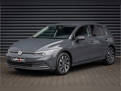 Volkswagen Golf - 2.0 TDI Life LED-Privacy