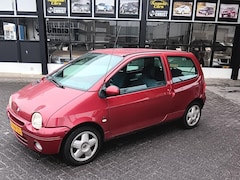 Renault Twingo - 1.2-16V Privilège