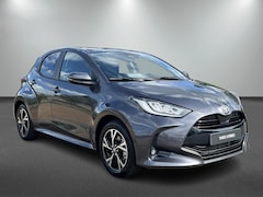 Toyota Yaris - 1.5 Hybrid Black edition 115pk | Stoel en Stuur verwarming
