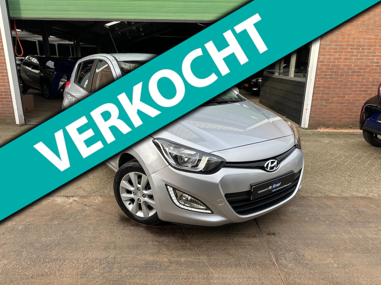 Hyundai i20 - 1.4i i-Motion|AUTOMAAT/TRHK/AIRCO KM 102750 - AutoWereld.nl