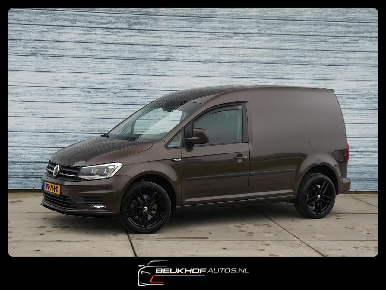 Volkswagen Caddy - 2.0 TDI Highline Automaat Leer Navi Cruise - AutoWereld.nl