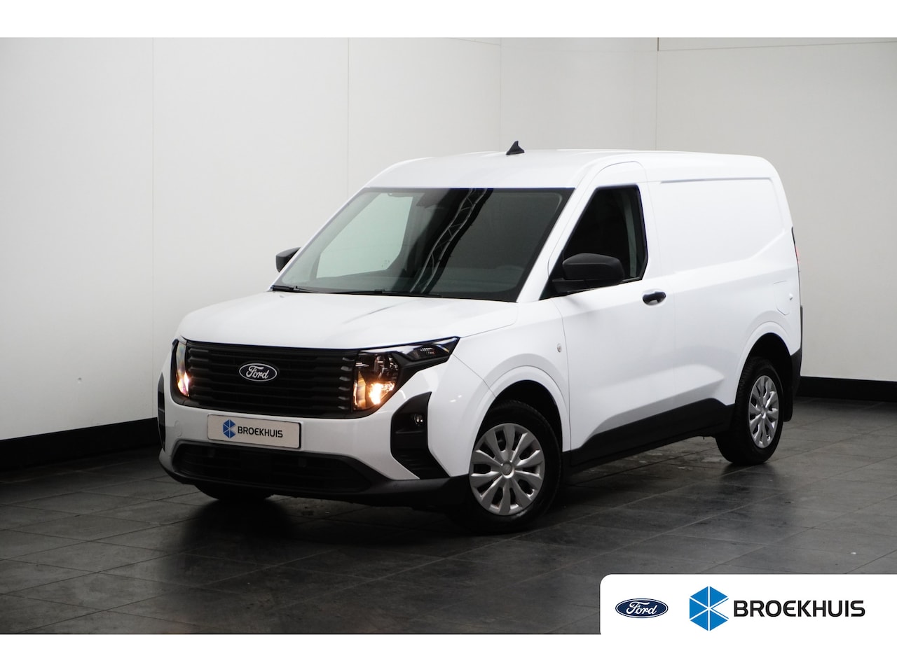 Ford Transit Courier - Trend 1.0 125PK BPM vrij! | Cruise control | Navigatie by app - AutoWereld.nl