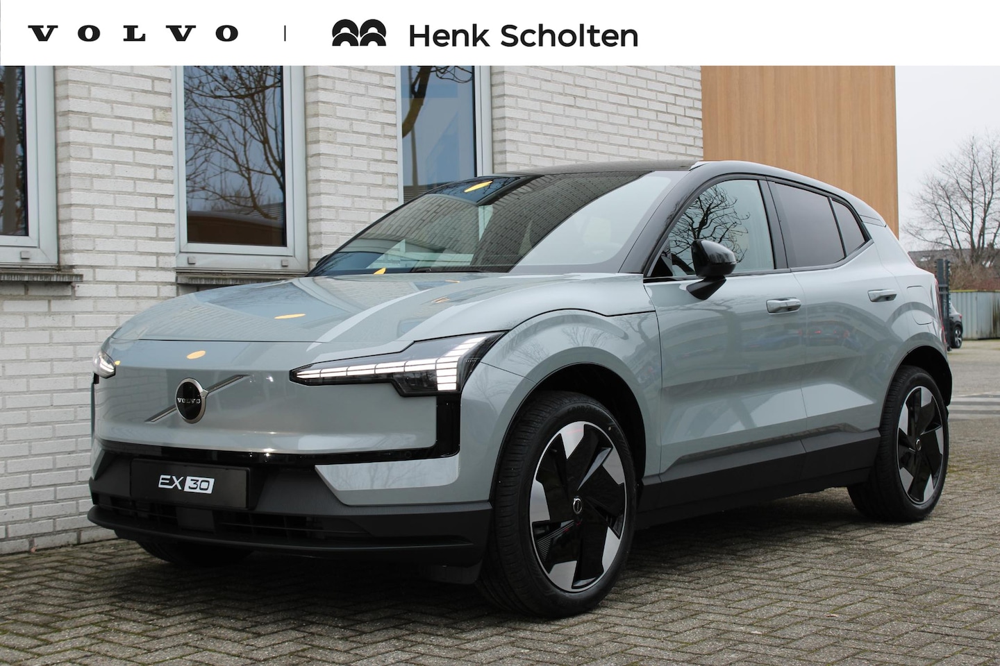 Volvo EX30 - Single Motor Extended Range Plus Europa 69 kWh | Vapour grey metallic | Zwart dak | Extra - AutoWereld.nl