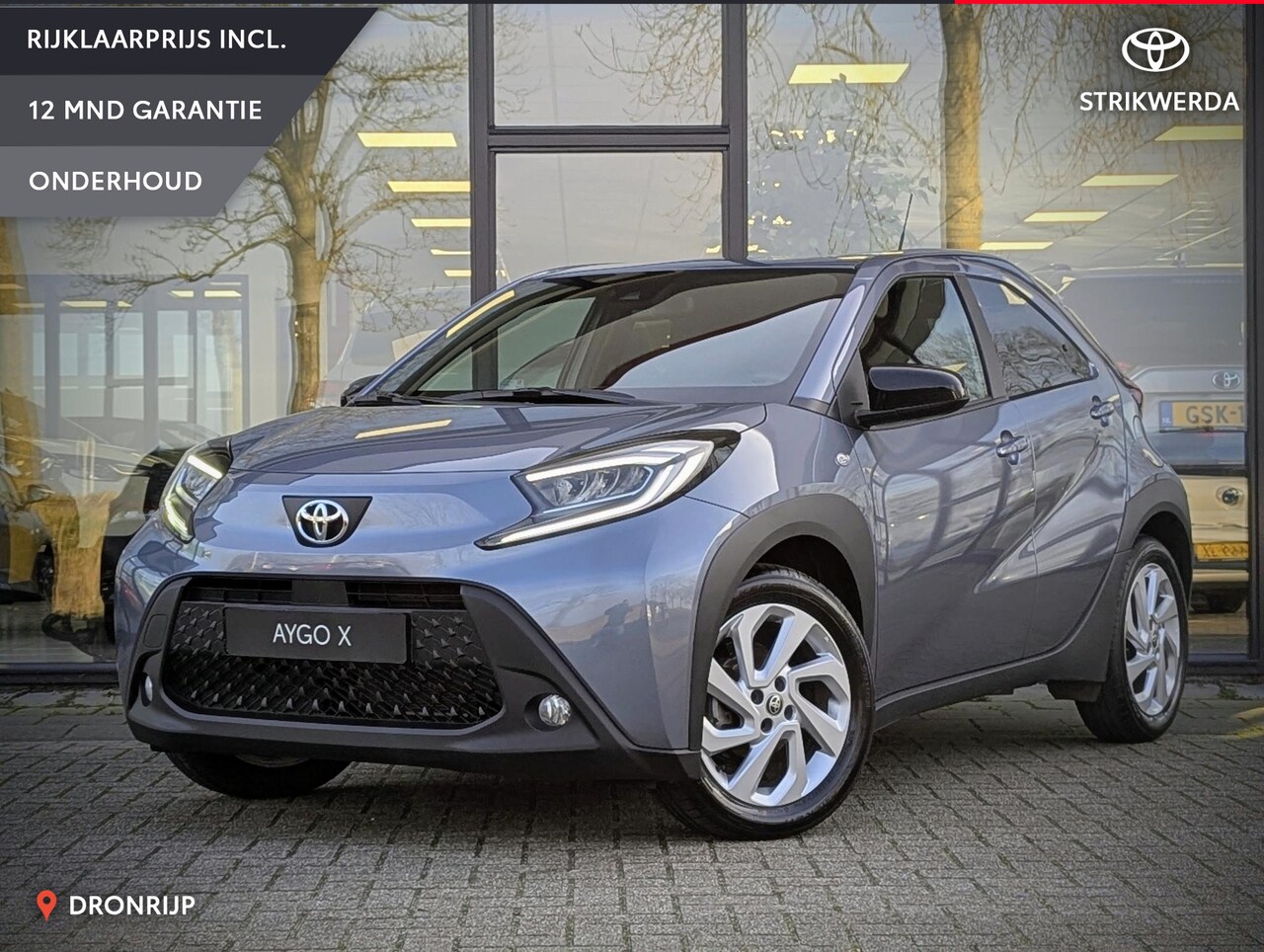 Toyota Aygo X - 1.0 VVT-i MT first | Stoelverwarming | Climate Control | Camera | Led | ACC | Licht- regen - AutoWereld.nl
