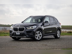 BMW X1 - xDrive25e Executive CAMERA / CARPLAY / AUTOMAAT / LEDER / LED / CRUISE CONTROLE / STOELVER