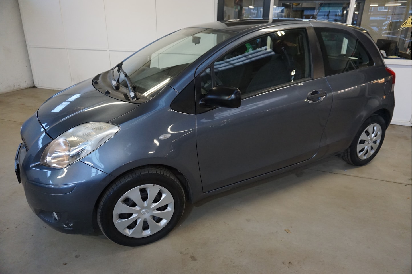 Toyota Yaris - 1.3 VVT-i Comfort 1.3 VVTi Comfort - AutoWereld.nl