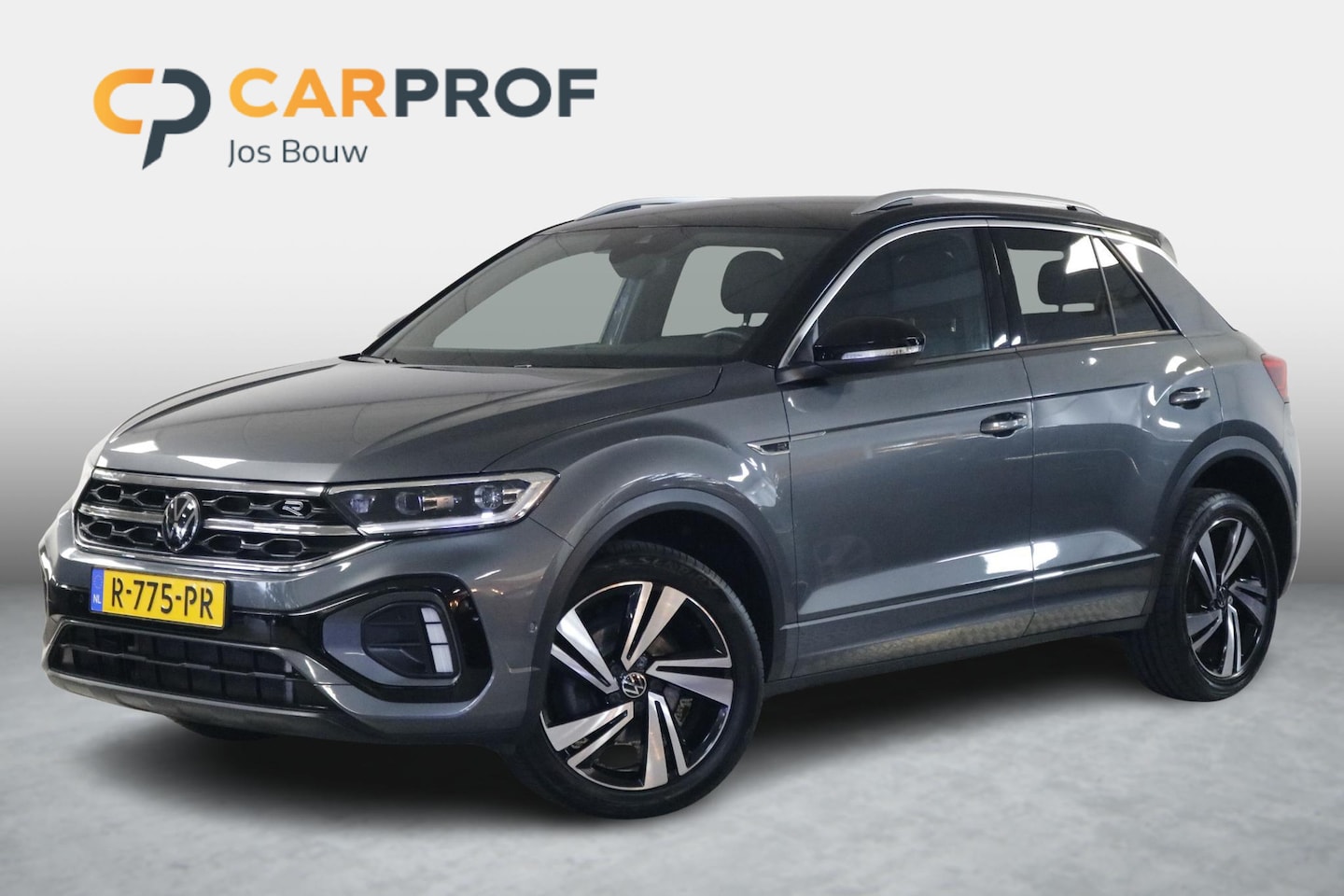 Volkswagen T-Roc - 1.5 TSI R-Line Business+ Climate | Full LED | Wireless Carplay | Elek. achterklep. - AutoWereld.nl