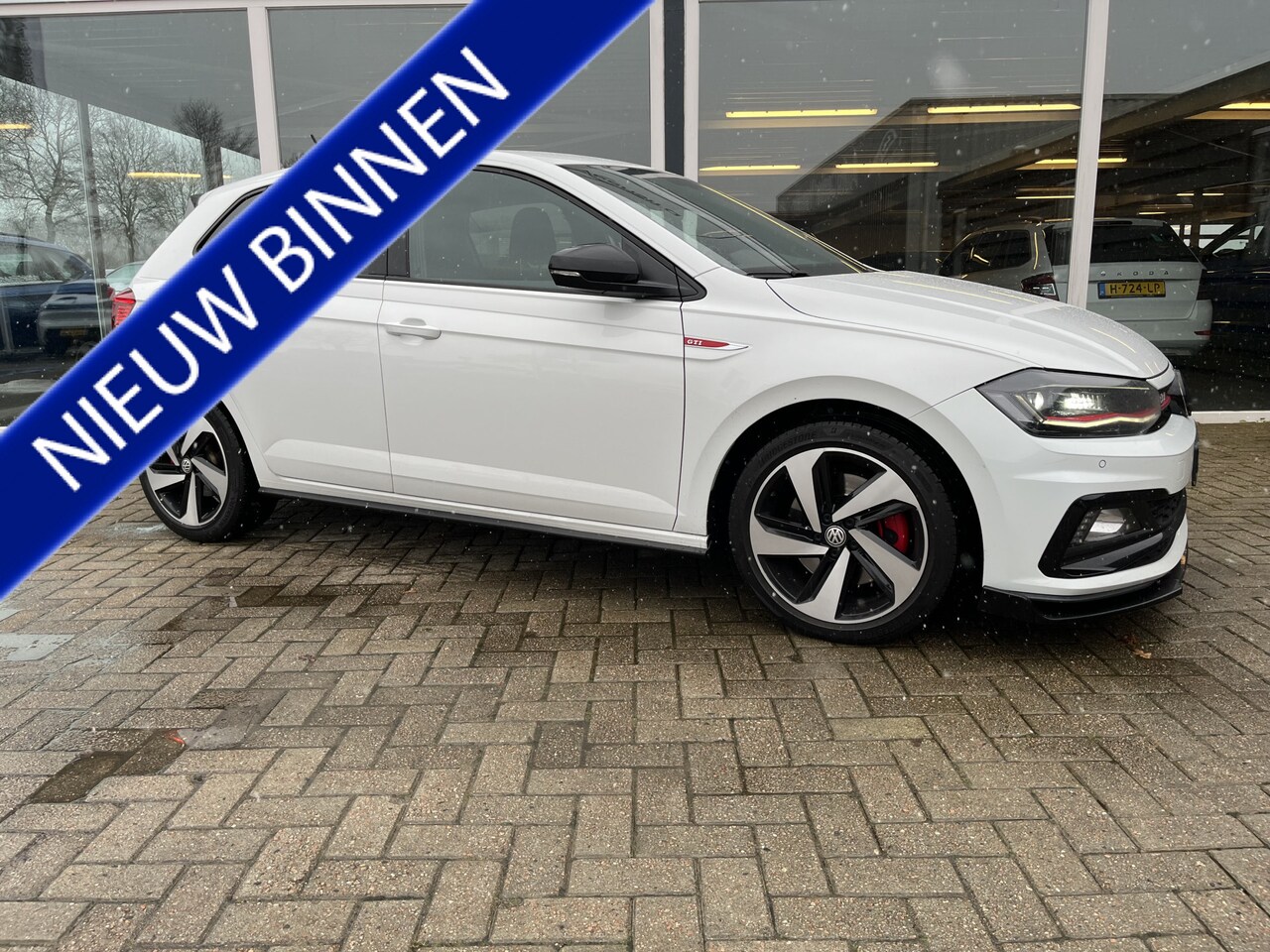 Volkswagen Polo - 2.0 TSI GTI Virtual / Carplay / Acc / Clima / Beats LEd - AutoWereld.nl